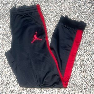 Boys Jordan sweatpants